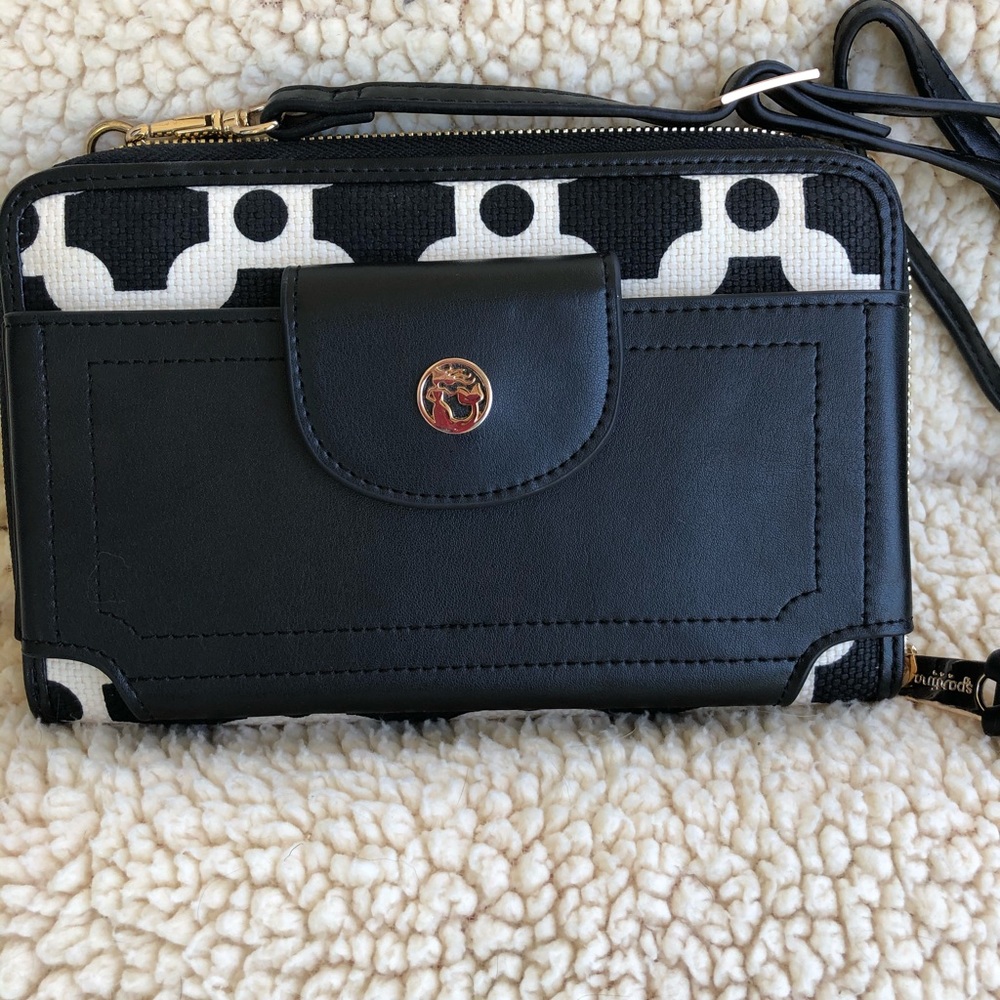 Black/white crossbody